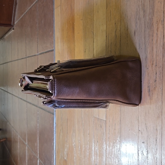 NWT Daisey Fuentes Purse - Picture 3 of 11